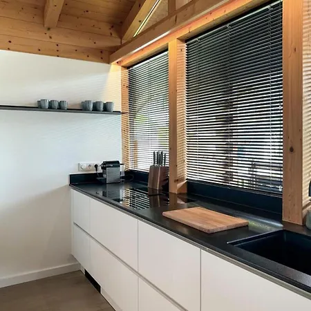 Schoeneben Schneerose Casa de Férias