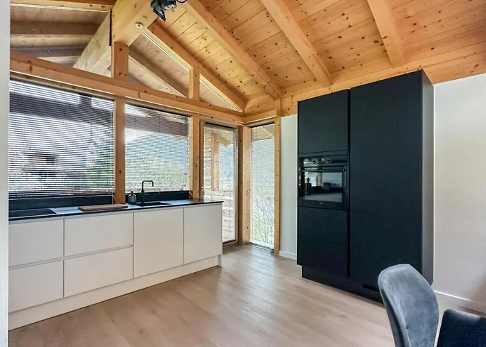 Vakantiehuis Schoeneben Schneerose Wald im Pinzgau